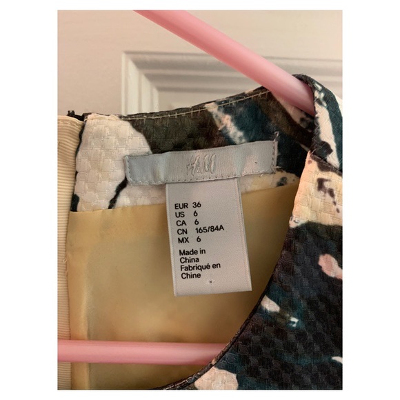 H&M Multi-Colored Dress Size 6 - Picture 2 of 3